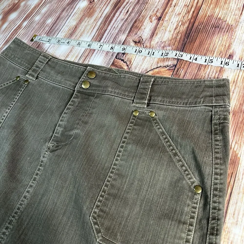 Kuhl STIRR ADVENTURE Size 12 Olive Green Knee Length Jean Denim Skirt 33x18.5 - Picture 3 of 10